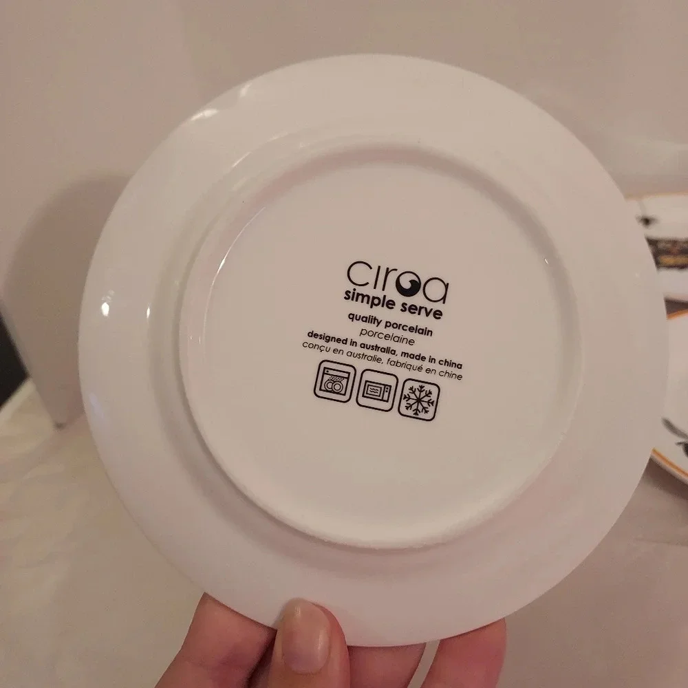 Ciroa Simple Serve Porcelain Halloween Owl, Spider & Owl Appetizer Plates x 4